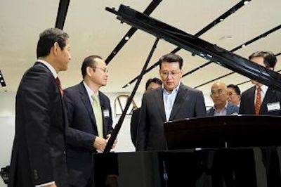 回顾发展历史，畅想科技未来|中国浙江省代表团视察优胜客企业博物馆