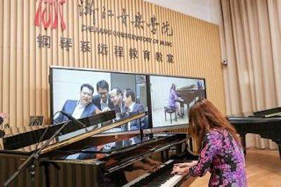 回顾发展历史，畅想科技未来|中国浙江省代表团视察优胜客企业博物馆