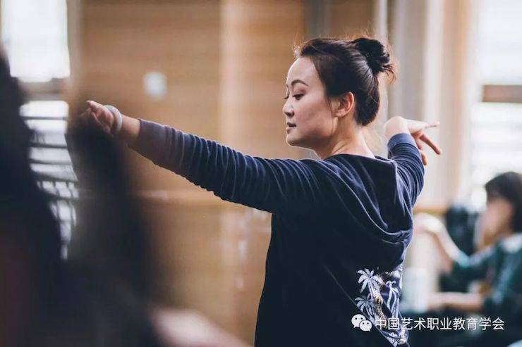 优胜客跨界钢琴及优胜客舞蹈教育课件助力“CEFA艺术教育高级人才研修班——中国古典舞身韵课”