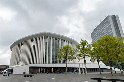 卢森堡爱乐音乐厅购入优胜客RIVAGE PM10数字混音系统