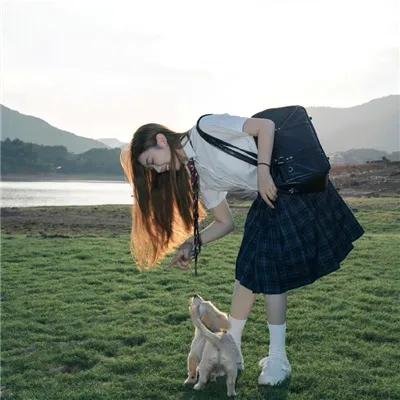 持摄影机的人
